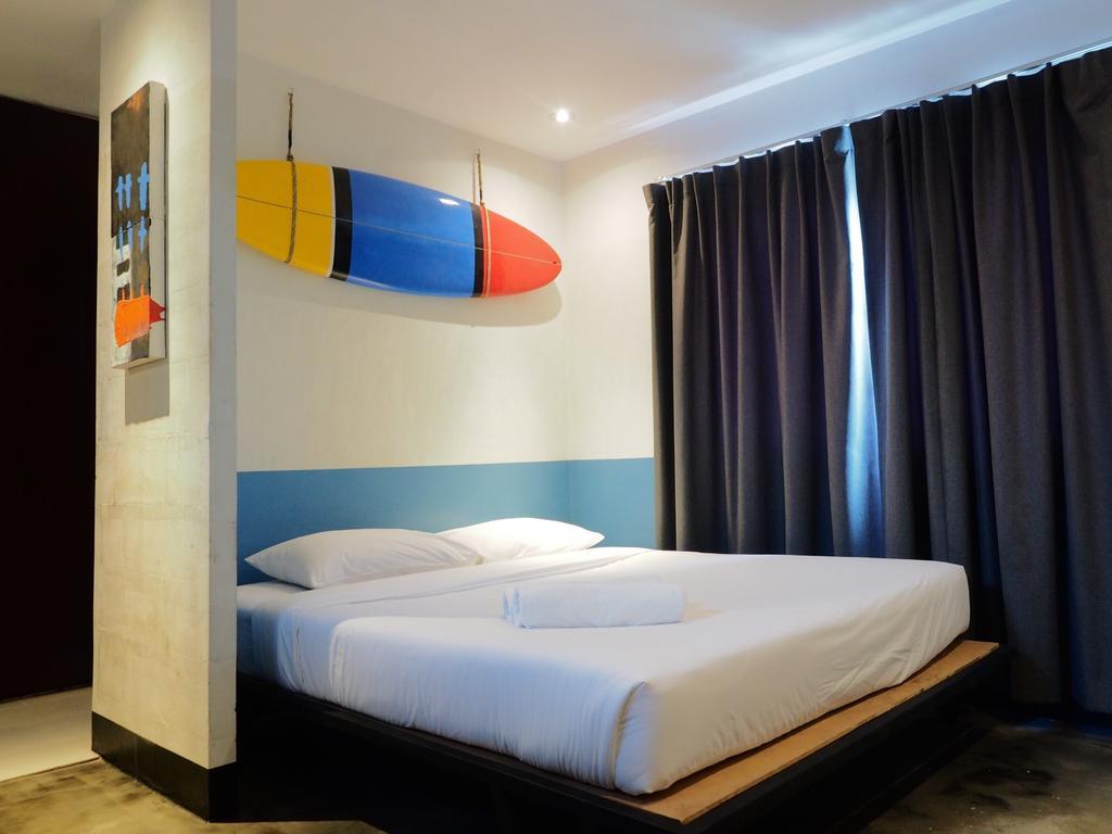 Art-C House Hotel Phuket Exterior foto